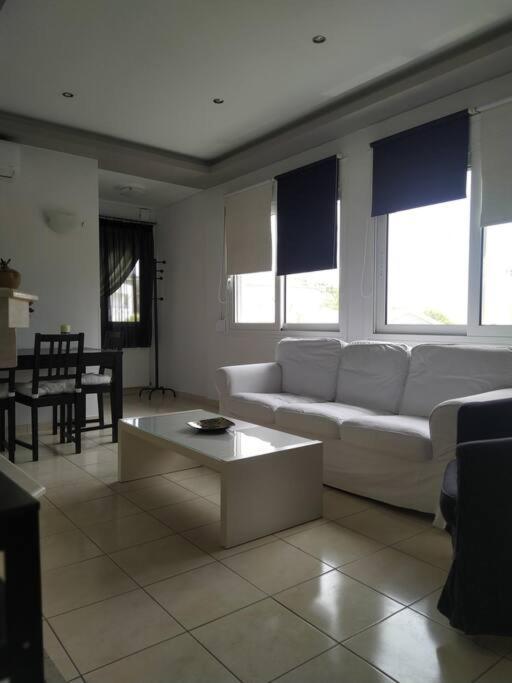 Kritharia Guesthouse Volos Buitenkant foto