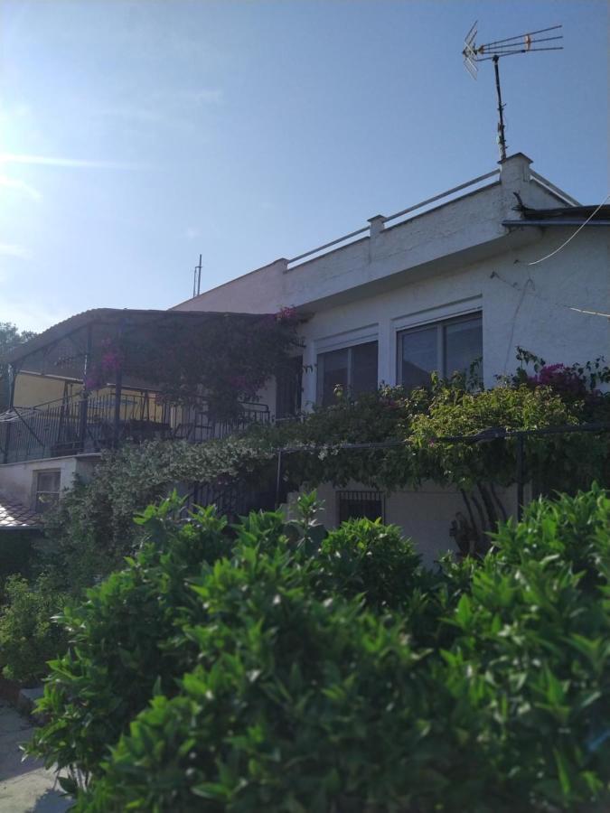 Kritharia Guesthouse Volos Buitenkant foto